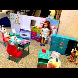 Maplelea School Set with 3 desks and 3 lockers and 4 beanie boos.